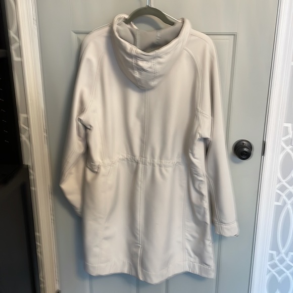 White spring Elevate brand jacket XL - Picture 2 of 3